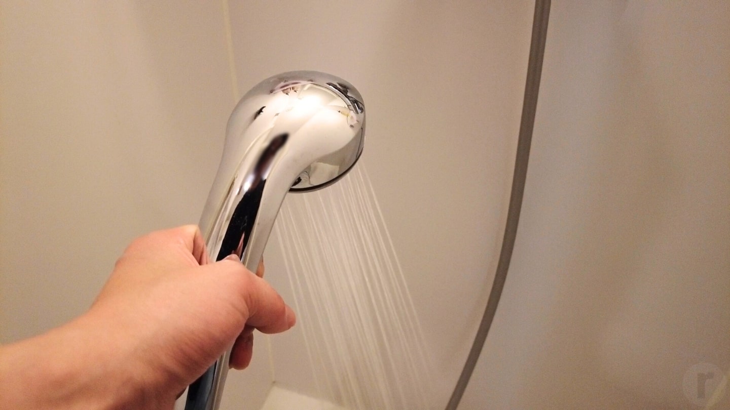 ドーミーインは水圧がとても強い。節水シャワーにしている自宅よりも強い。
