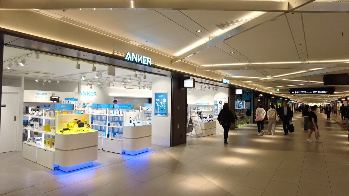 Anker Store サカエチカ