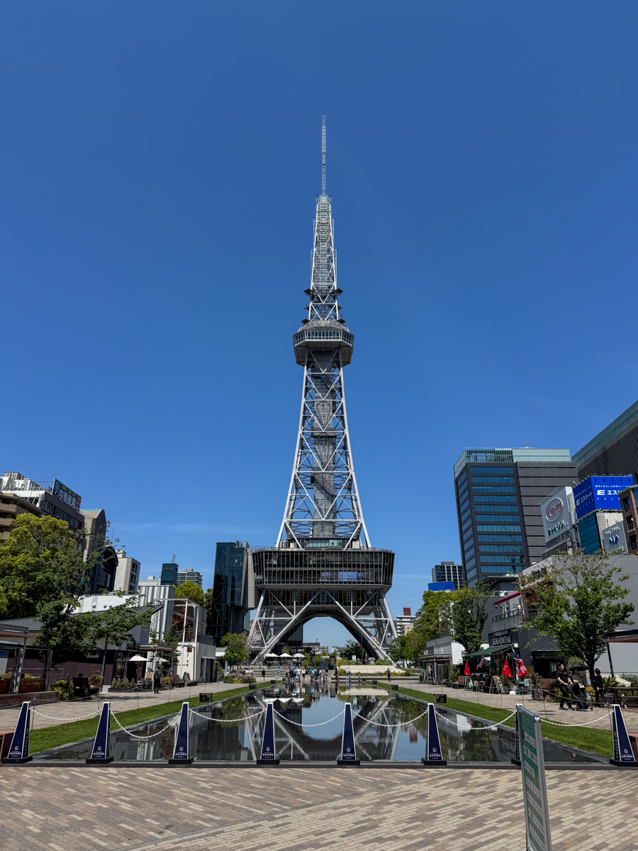 外からの眺めだけでも十分満足できる景観でした。
