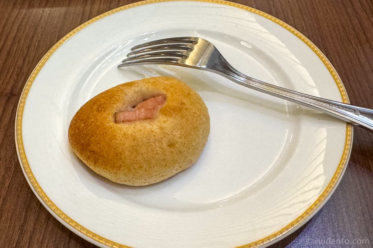 ベーコンのパン
