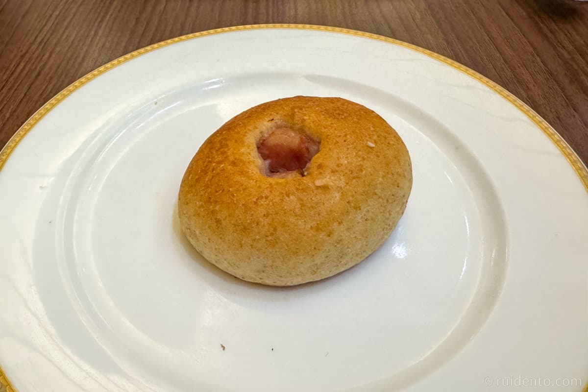 ベーコンのパン