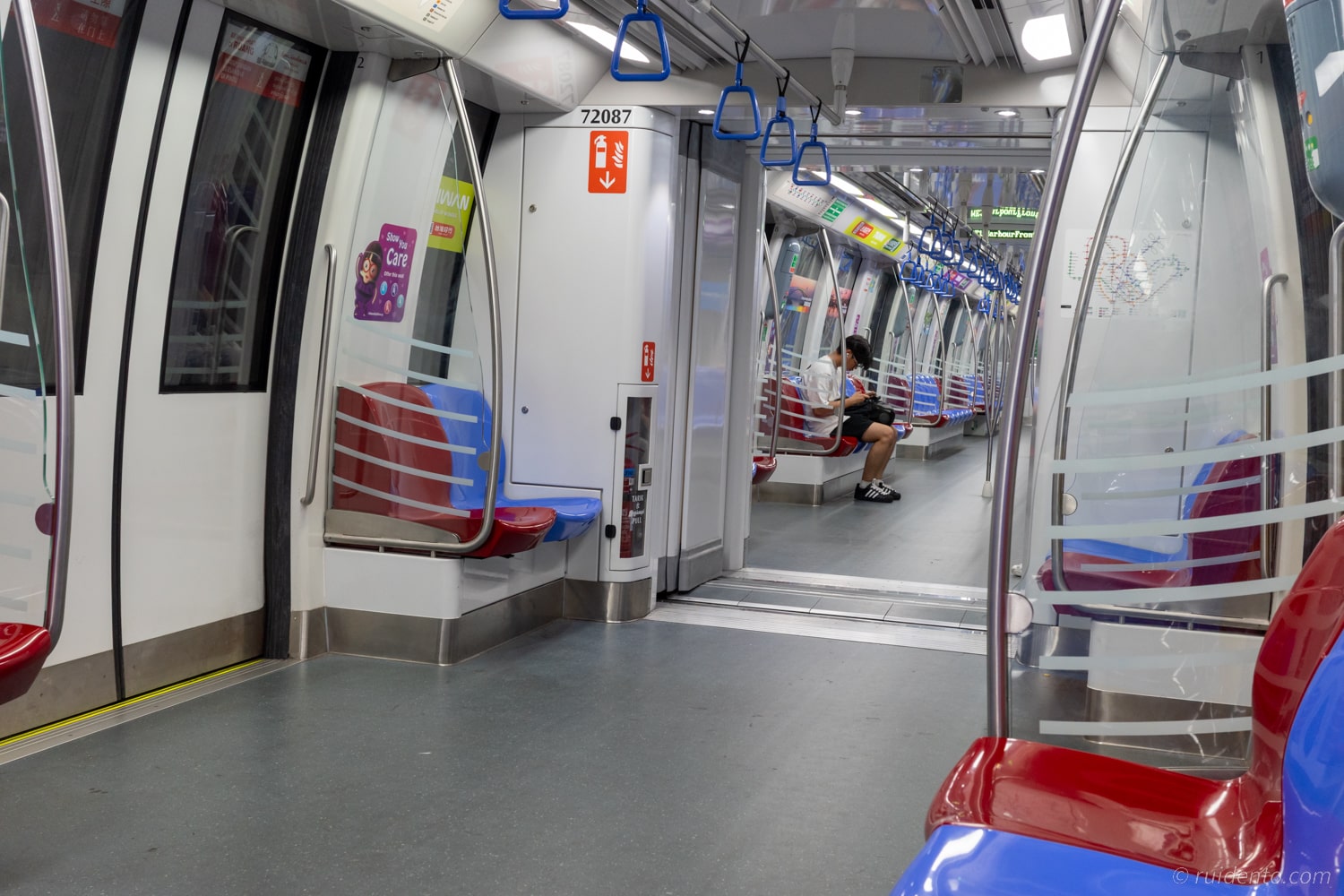 電車内