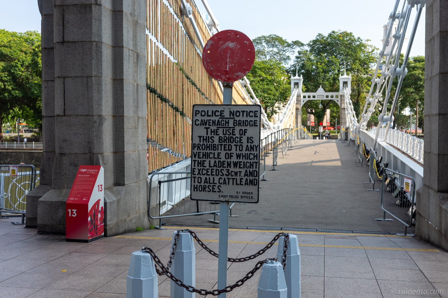 Cavenagh Bridge