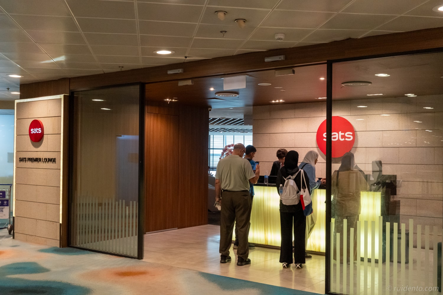 SATS Premier Lounge Terminal 2