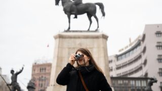 一人旅におすすめのカメラ12選｜タイプ別に厳選した軽量＆高画質モデル