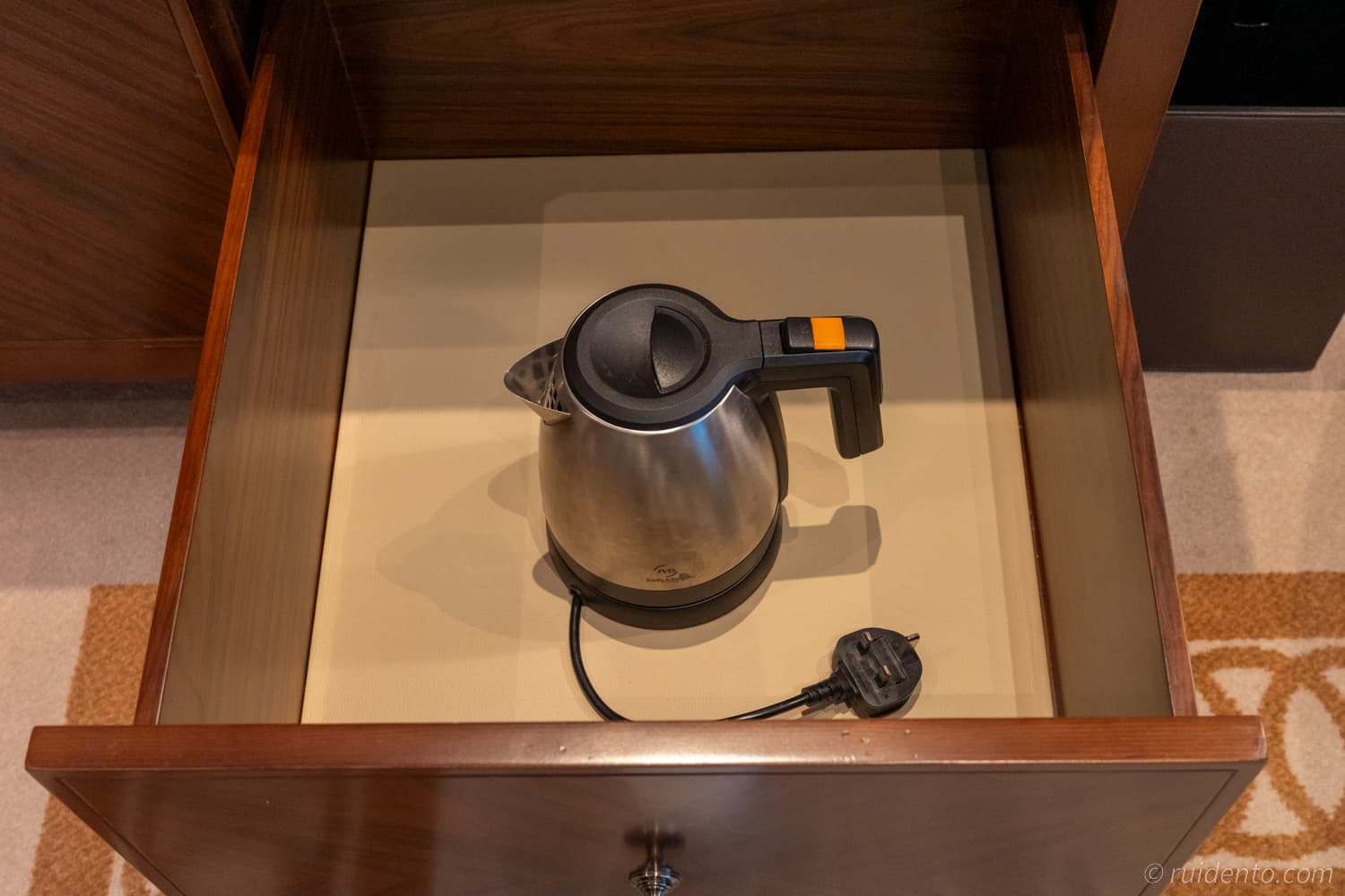 電子ケトル