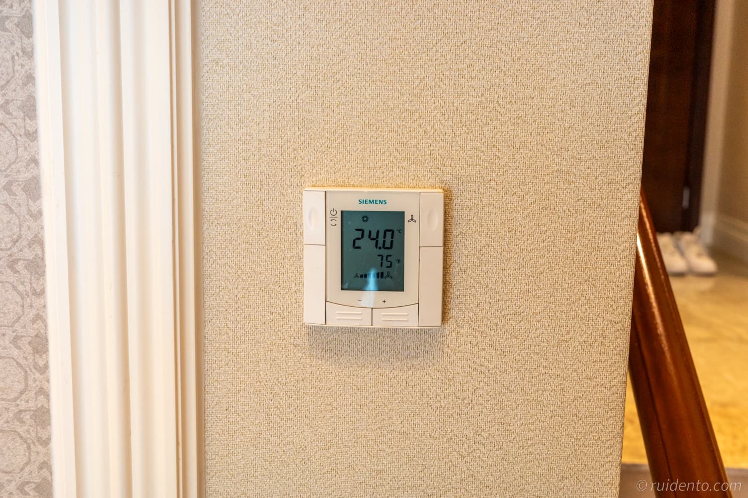 空調は簡単に調節可能。
