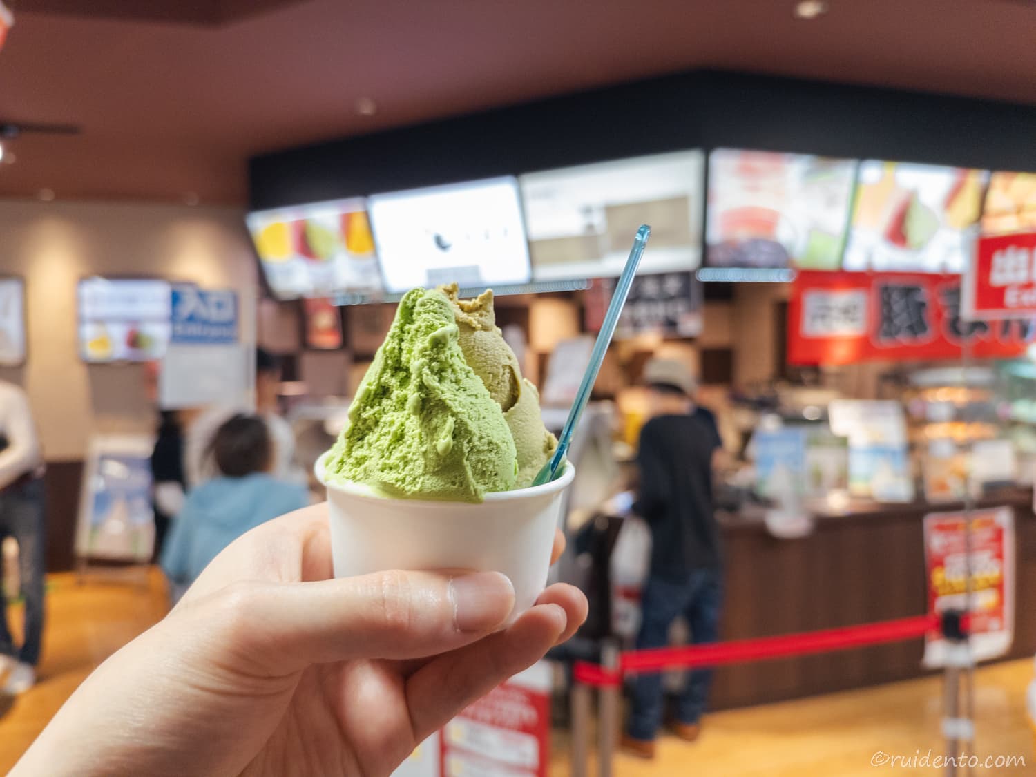 抹茶とほうじ茶