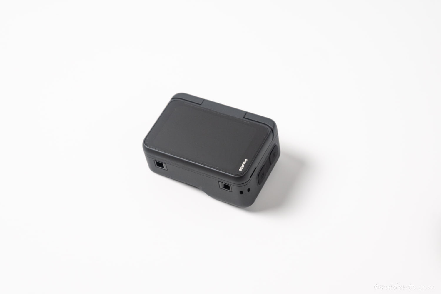 保護フィルムを貼り付けた液晶画面