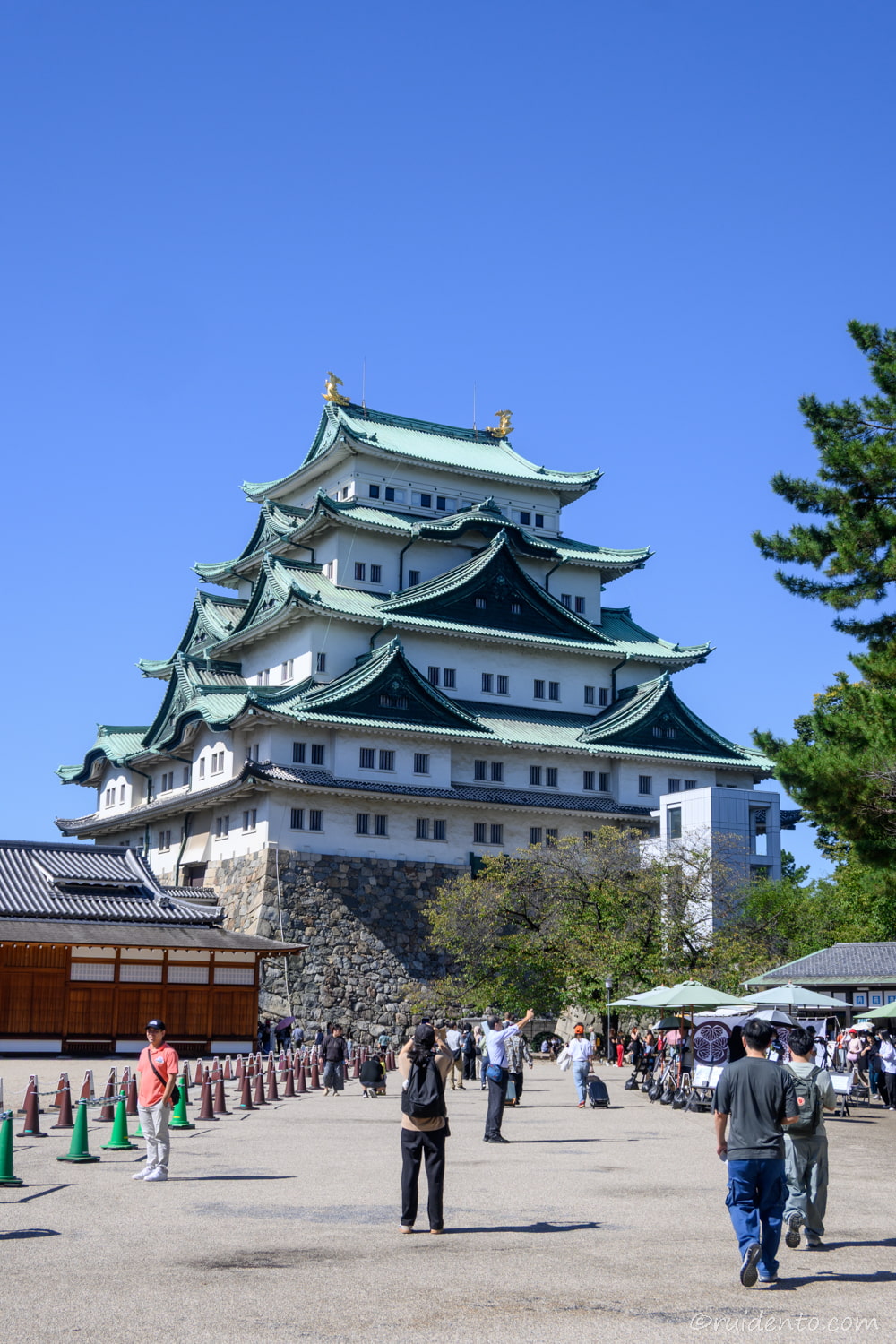 名古屋城　縦構図 換算45mm