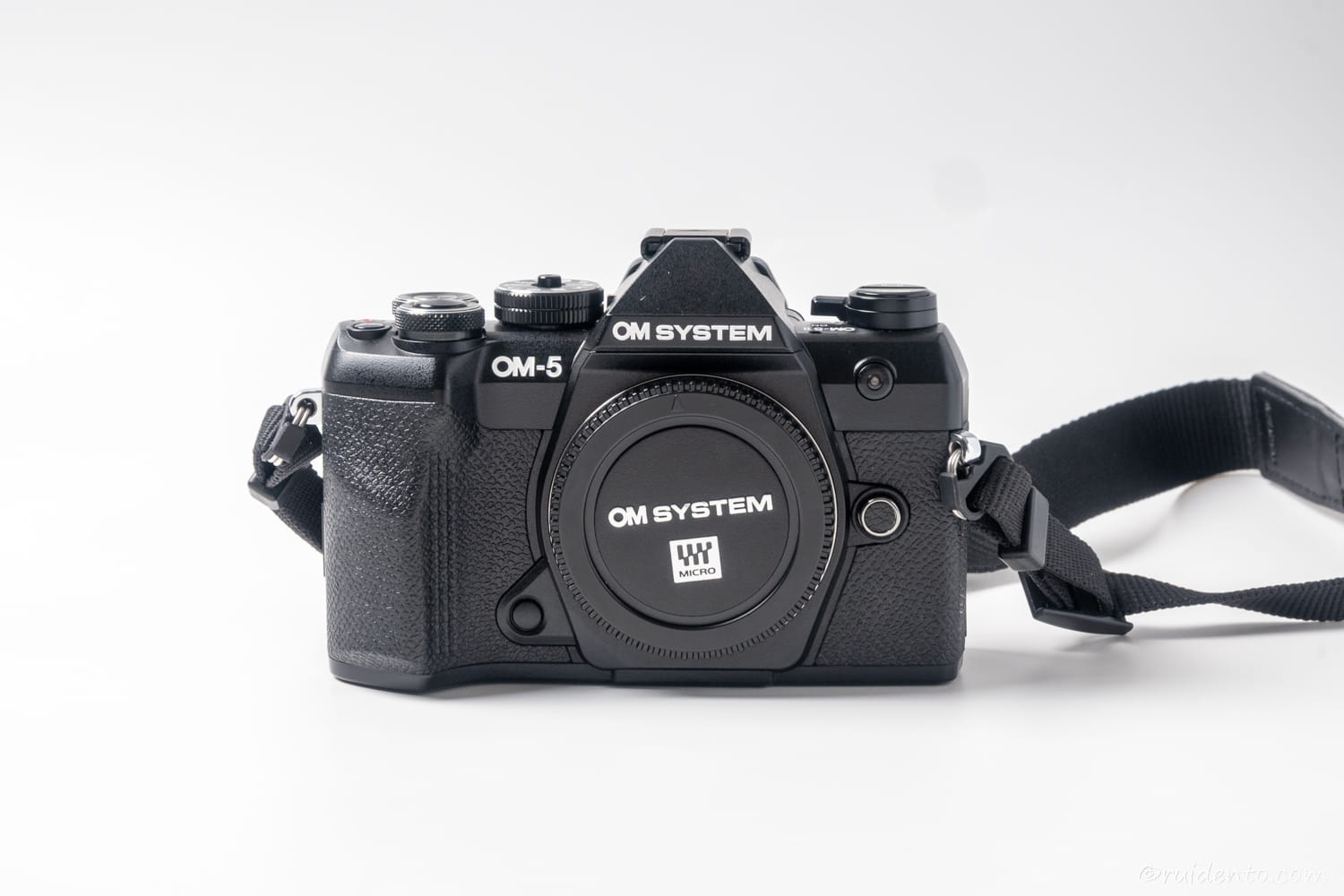 OM-5 Mark IIの第一印象と外観デザイン