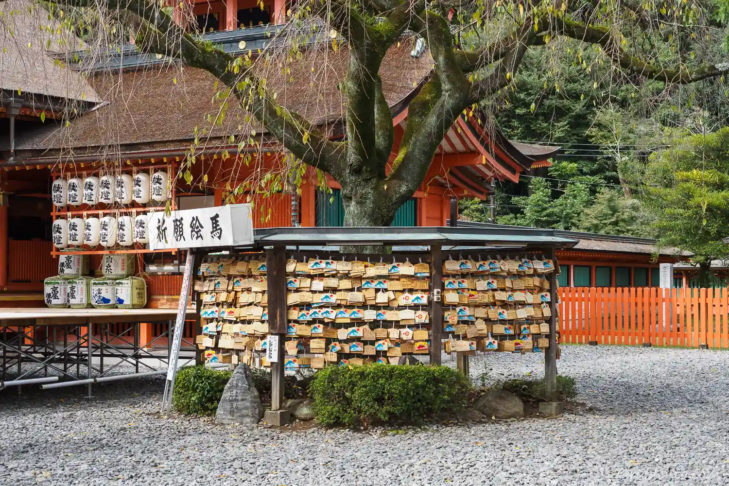 絵馬がびっしり