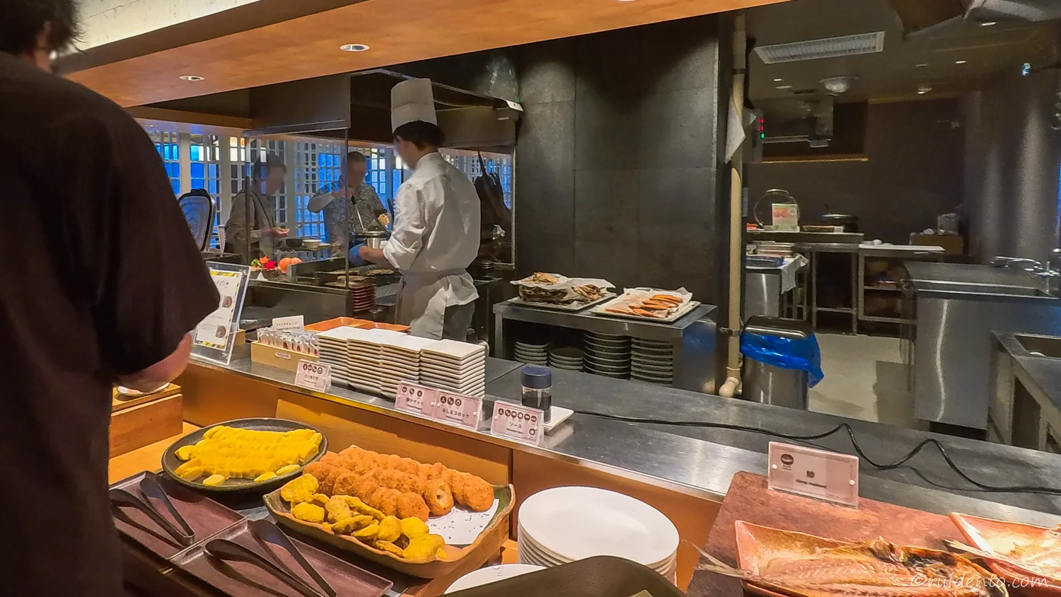 鯵の干物と三島コロッケ