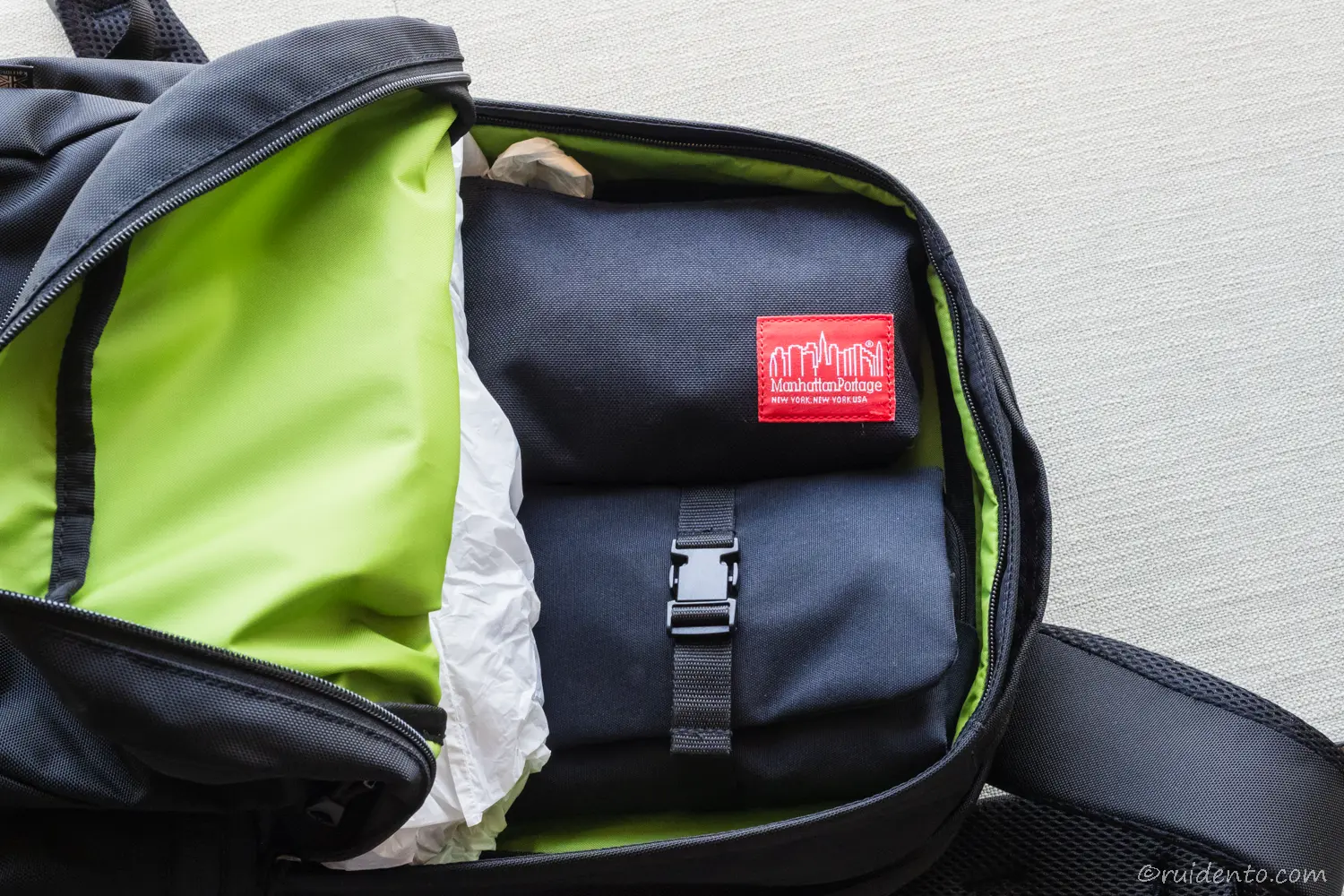 メインポケットは抜群の収納力