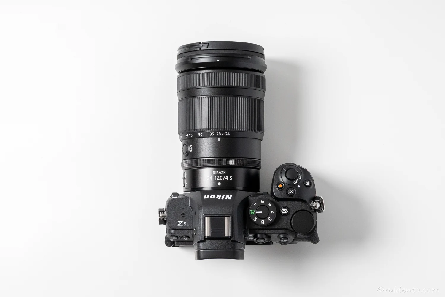 Nikon Z5IIと24-120mm f/4 S