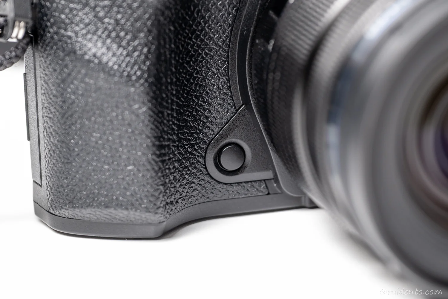 全面のカスタマイズボタン