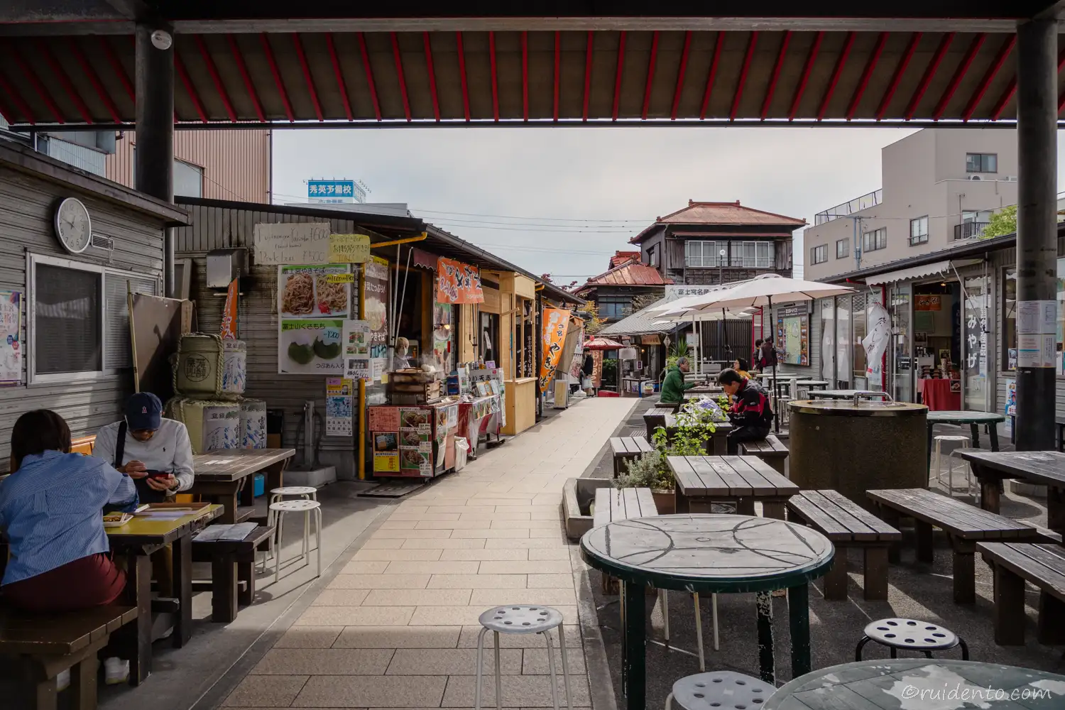 お宮横丁の雰囲気