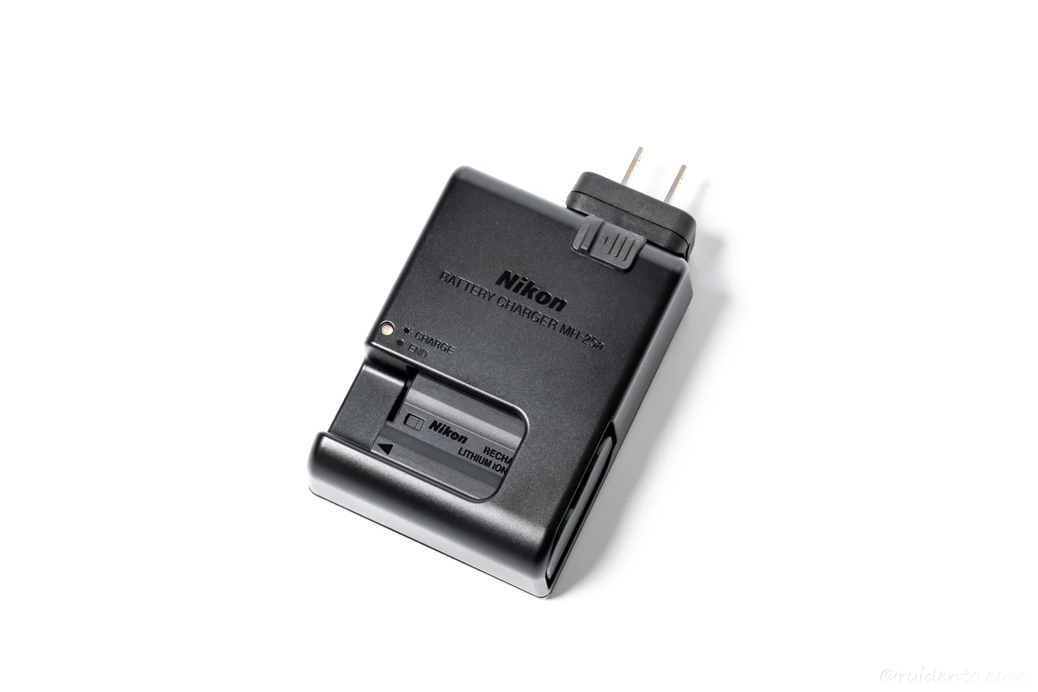 プラグを平行に