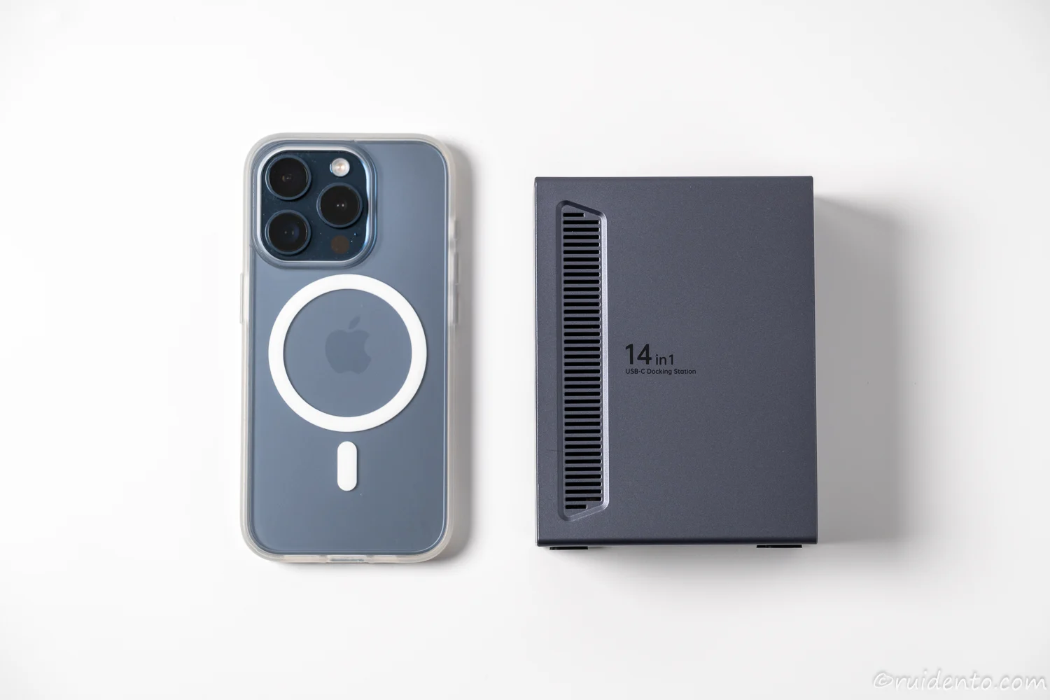 iPhone15Proと比較