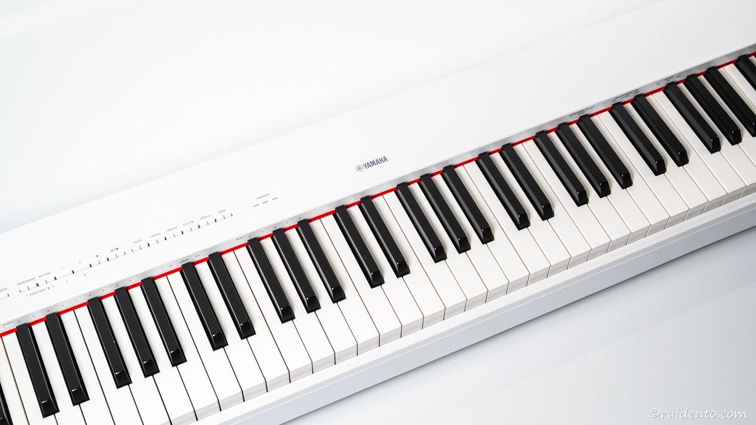 ヤマハ電子ピアノP-225を購入レビュー｜コンパクトで自宅練習に最適