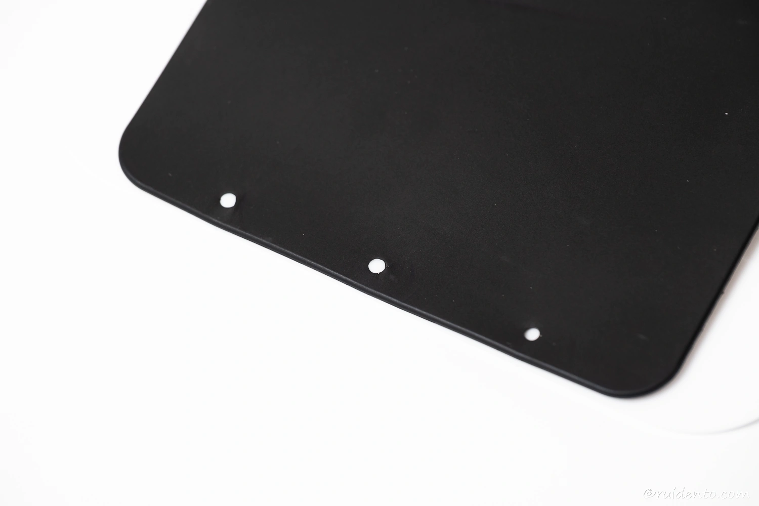 スペーサーに小さな丸い突起が7個付いてい