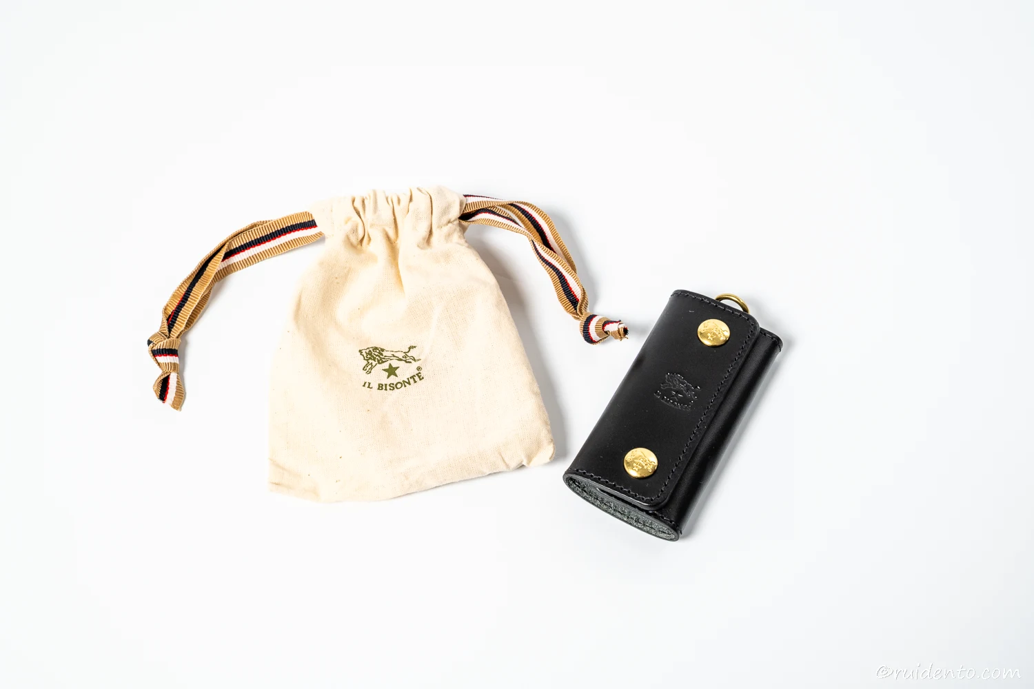 イル ビゾンテのキーケース