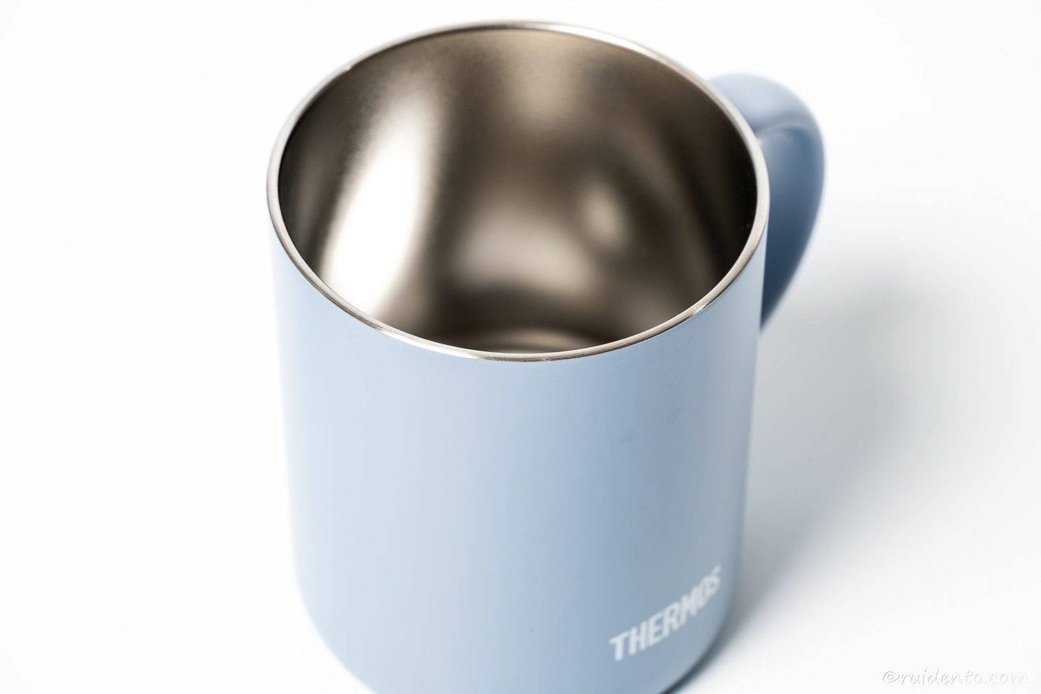 カップ全体の印象もどこか明るい