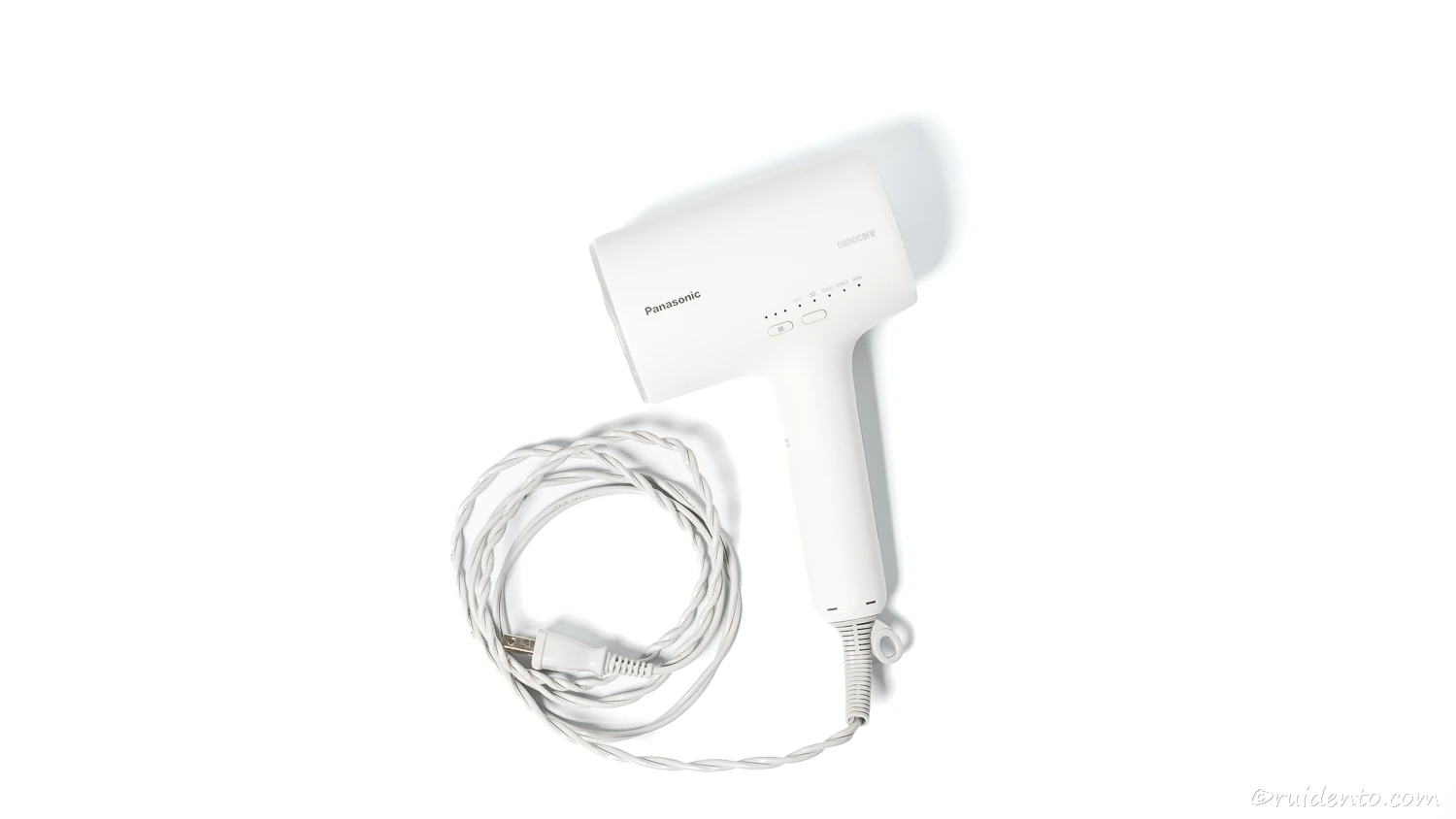 【長期使用レビュー】パナソニック ナノケア ドライヤーを使い続けて分かったこと