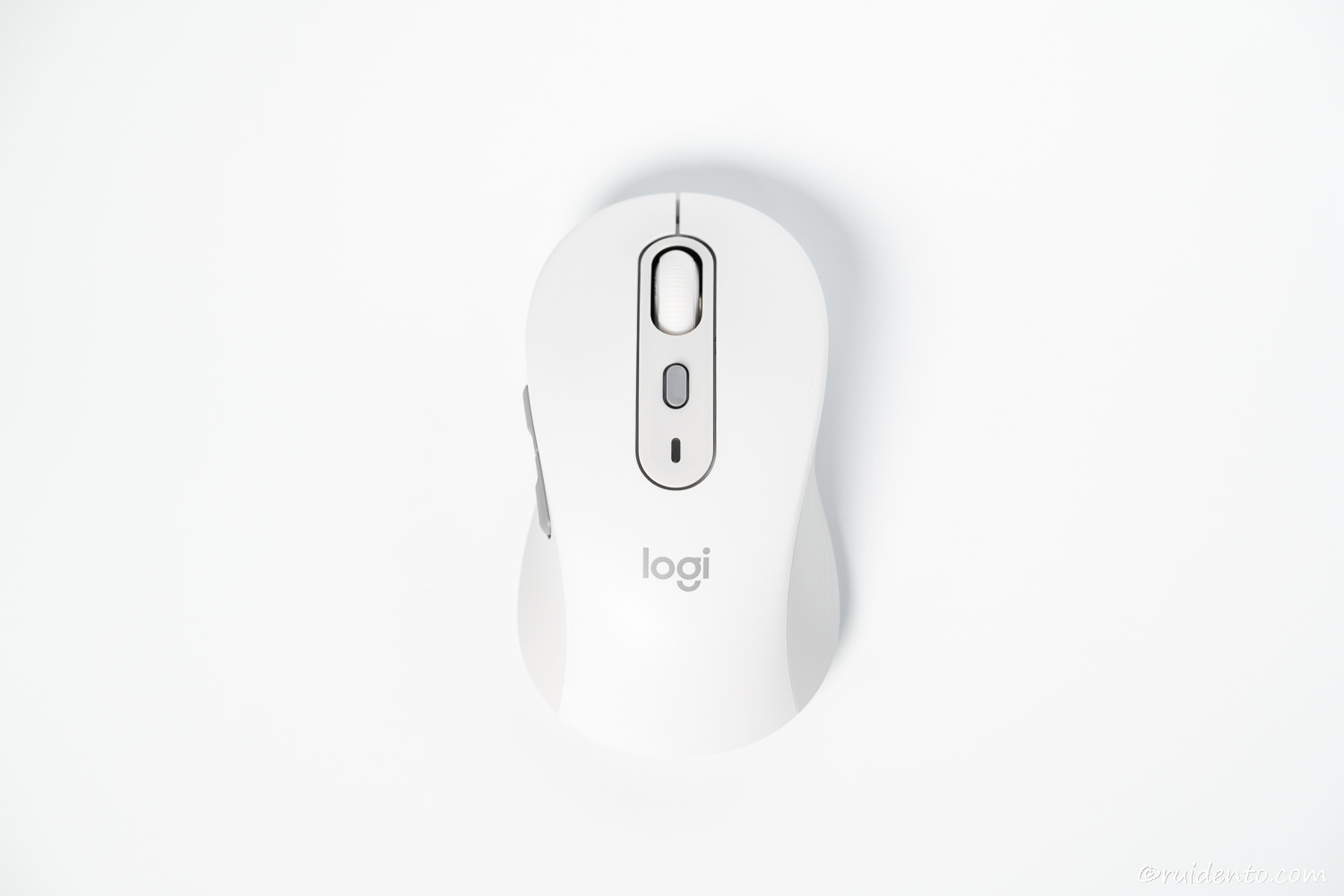 ロジクール M750の外観