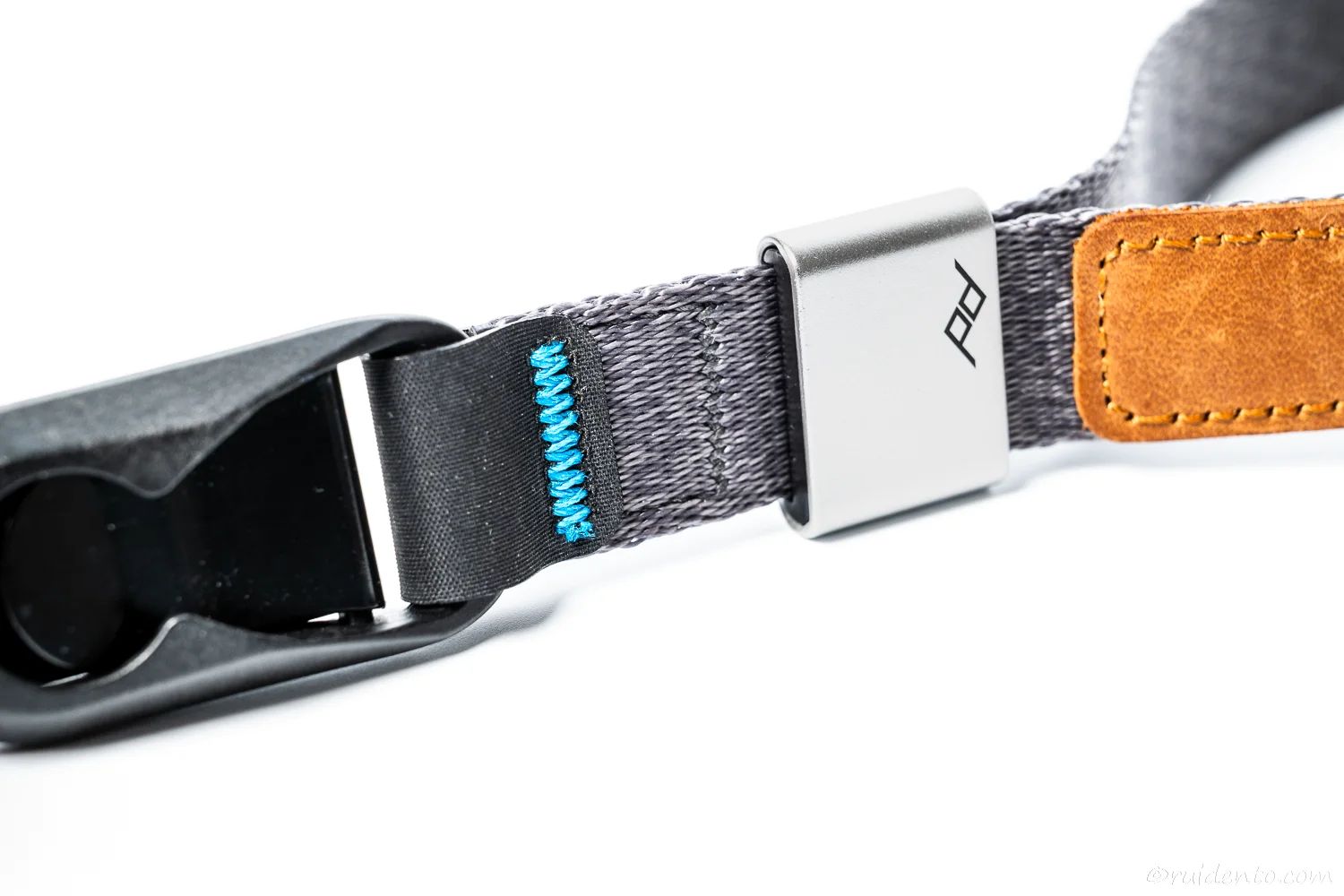 プレートとステッチ