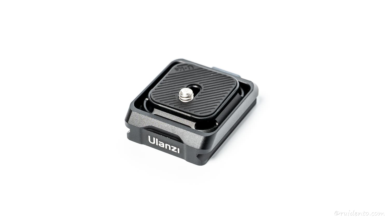 【レビュー】Ulanzi Ukaクイックリリースプレートセット｜カメラの着脱が一瞬で快適に