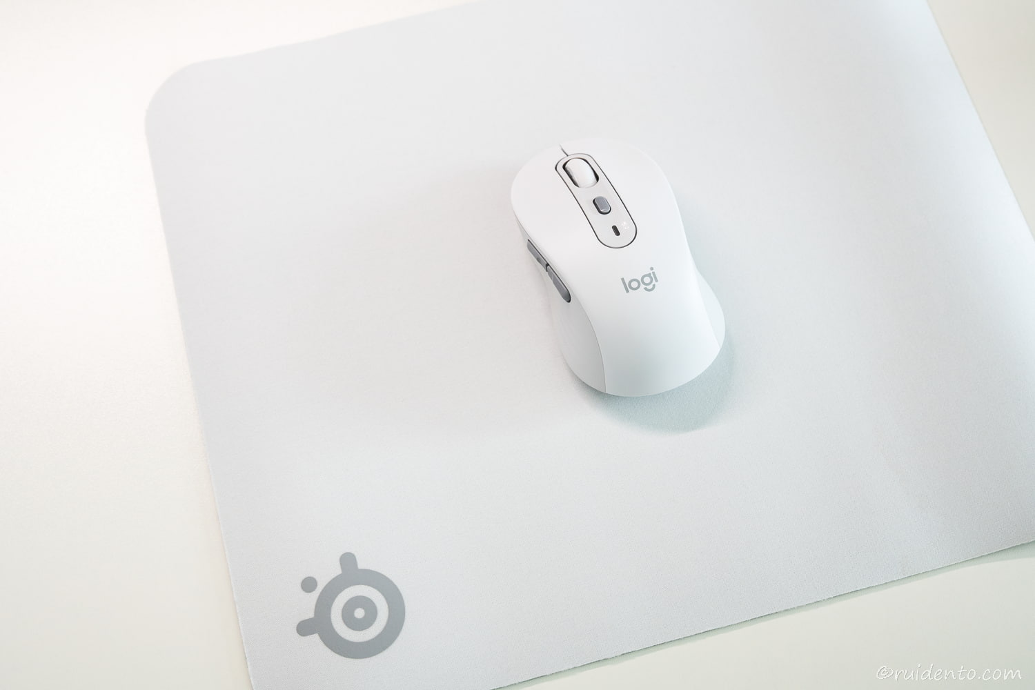 SteelSeries ゲーミングマウスパッド