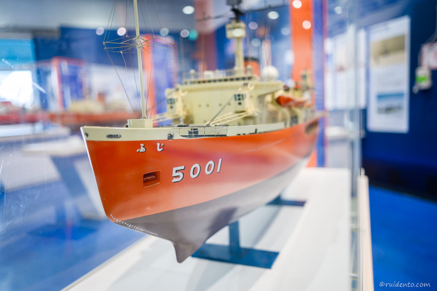 f/2.8開放で接写