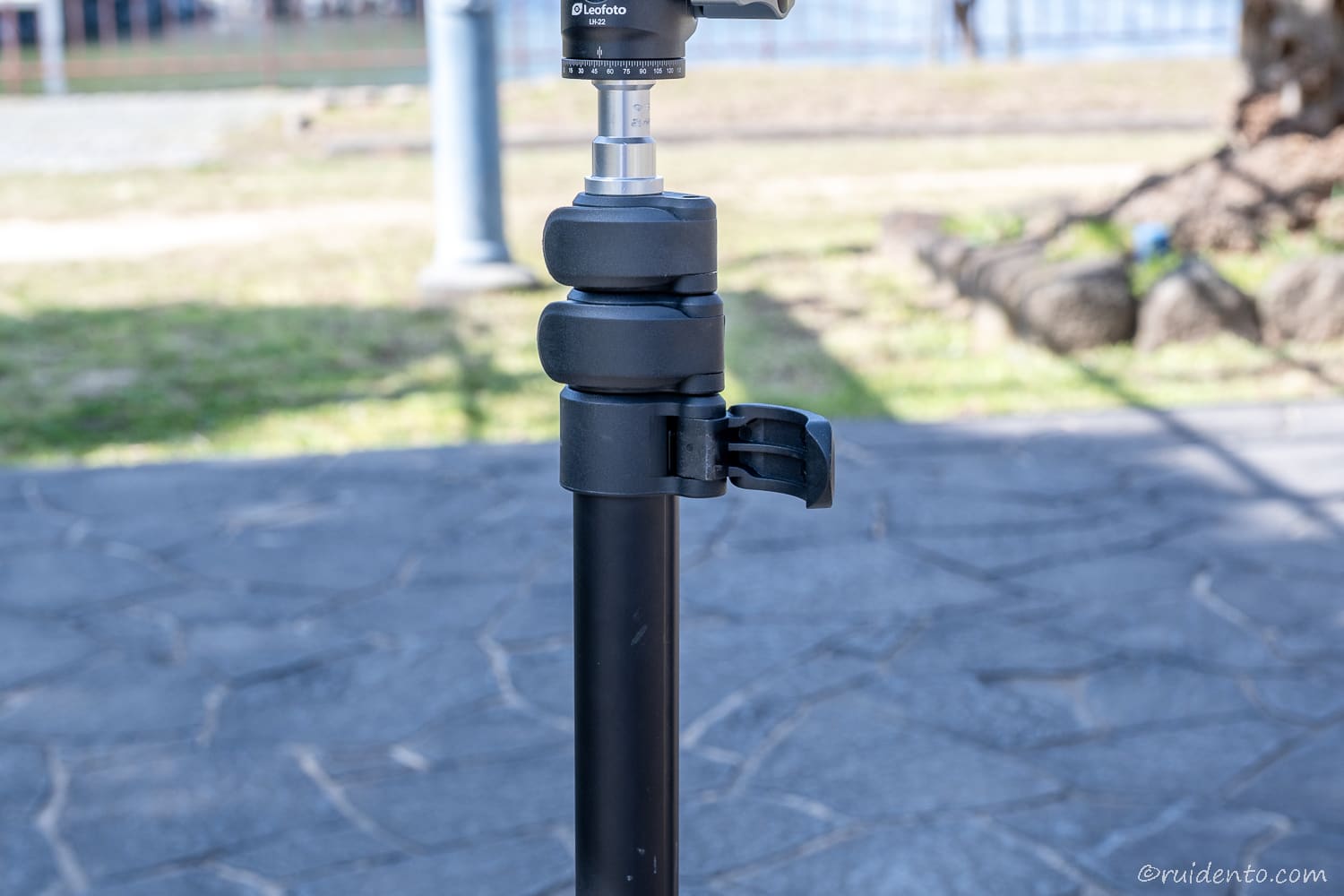 センターポールは3段階の調節